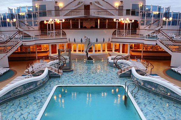 21 Night Grand Circle Japan Cherry Blossoms on Diamond Princess